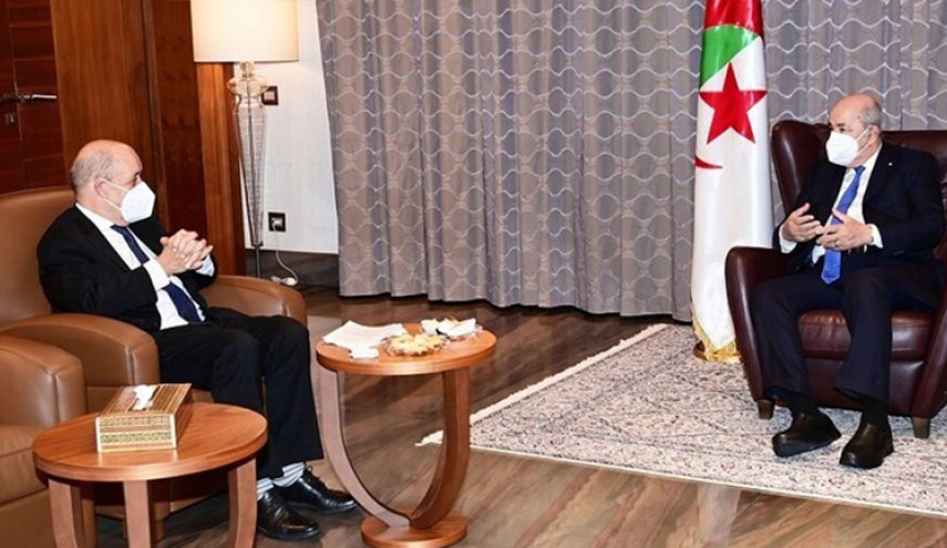الرئيس الجزائري يستقبل وزير الخارجية الفرنسي 