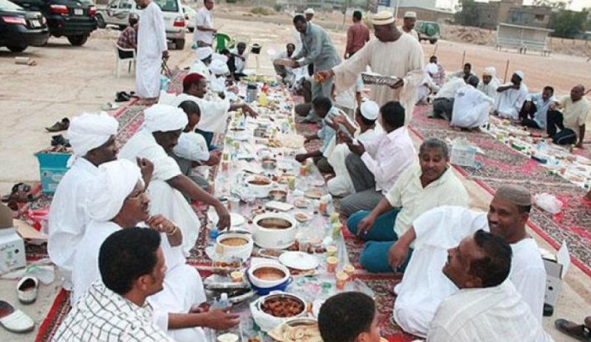 عادات وتقاليد رمضان توحد أهل السودان
