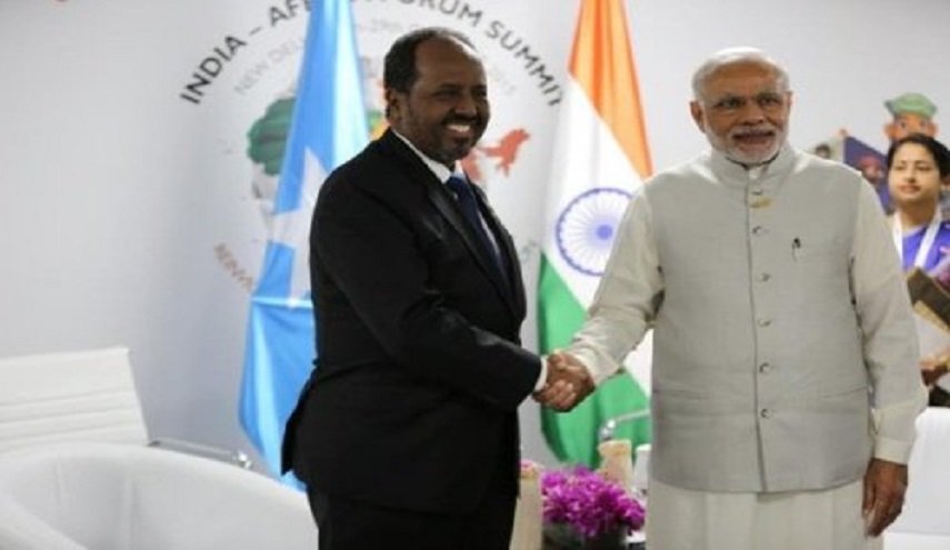 الصومال والهند يبحثان العلاقات الثنائية
