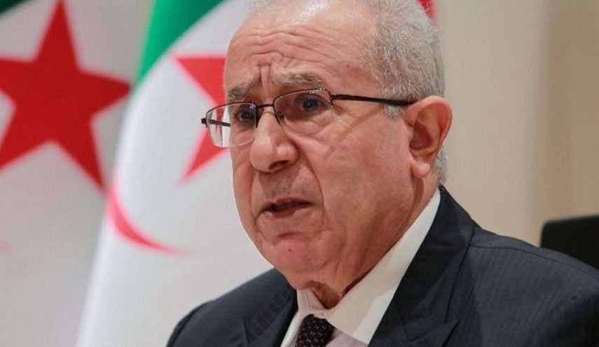 وزير خارجية الجزائر يجري مشاورات مع نظرائه العرب لوضع حد للانتهاكات الصهيونية