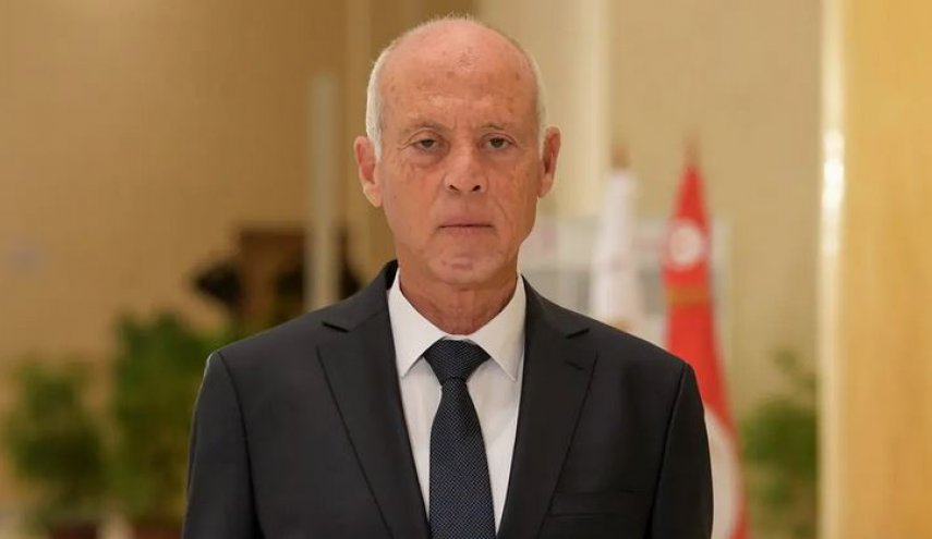 الرئيس التونسي: من أراد زرع بذور الفتنة أو إعلان حكومة موازية فليلتحق بالمنفى