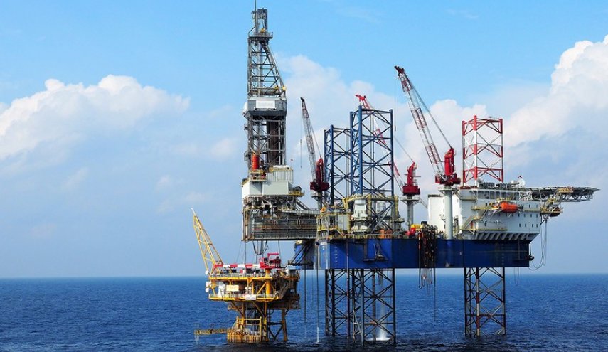المغرب تبدأ التنقيب عن النفط بسواحل طرفاية على الحدود البحرية مع جزر الكناري 
