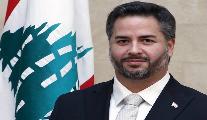 وزير الاقتصاد اللبناني يكشف عن كميات الطحين والقمح المخزنة