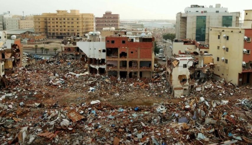 سكان جدة يشكون من مشروع حكومي يهدم منازلهم ويتركهم بلا مأوى