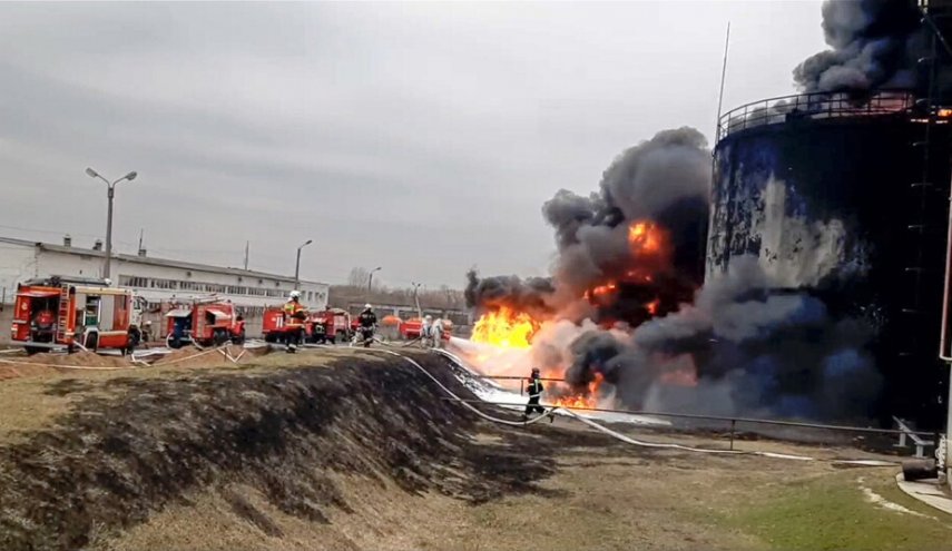  انفجارات واندلاع حريق بمخزن ذخيرة في بيلغورود الروسية