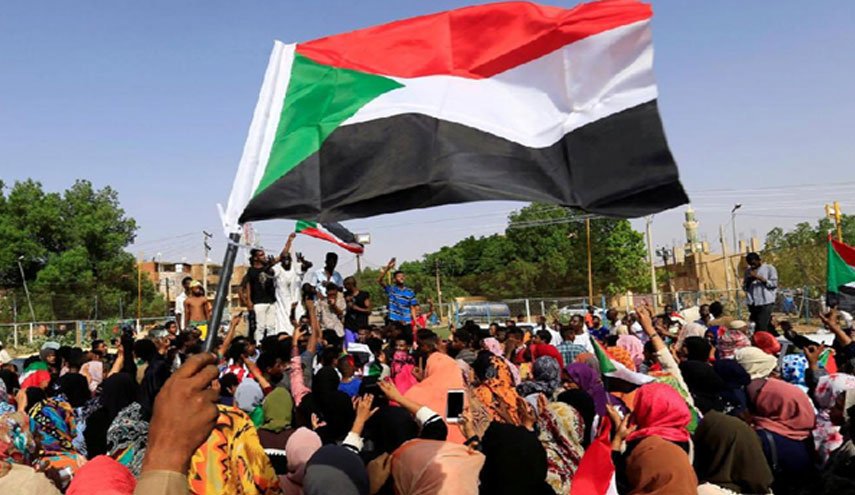 السودان: آلاف المتظاهرين في الخرطوم وعدة مدن للمطالبة بـ