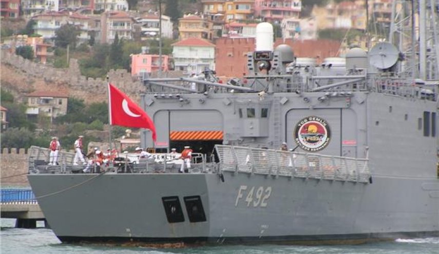 تركيا.. إصابات جراء انفجار على متن سفينة في اسطنبول
