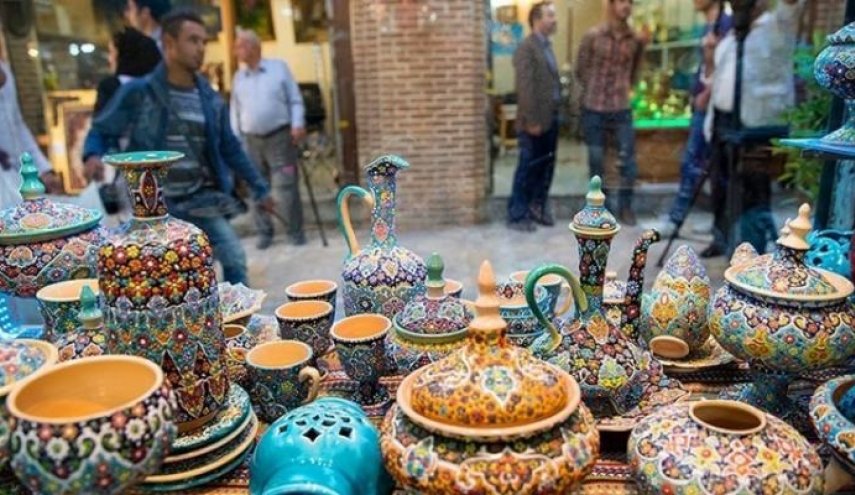 معرض للصناعات اليدوية الايرانية في حلبجة شمالي العراق