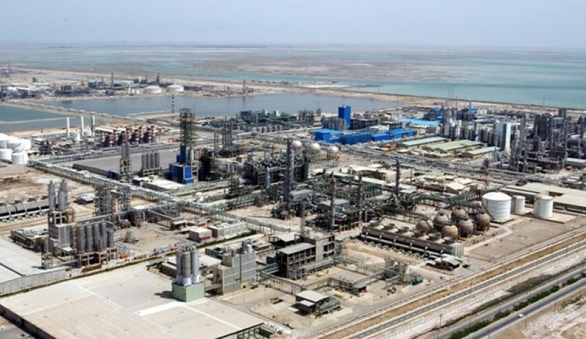 ايران تستهدف رفع ايرادات البتروكيماويات الى 27 مليار دولار