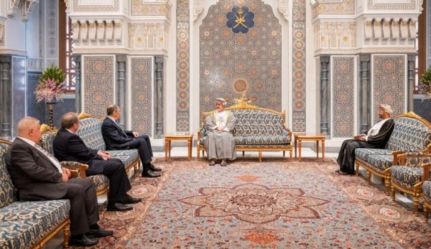 وزیر خارجه روسیه با سلطان عمان دیدار کرد