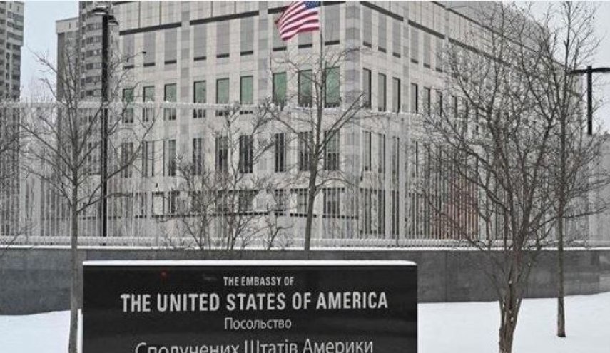 السفارة الأميركية بكييف: الجيش الأوكراني بدأ باستخدام مدافع هاوتزر الأميركية