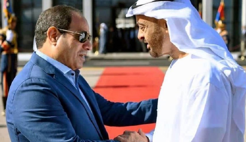 السيسي يلتقي محمد بن زايد ويقدم العزاء في وفاة الشيخ خليفة