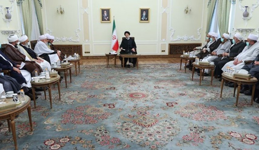 الرئيس الايراني يحذر من تغلغل الافكار التكفيرية في البلاد