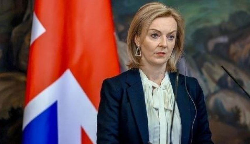 نجل وزيرة بريطانية يقاتل في أوكرانيا.. وروسيا ترد بتحقيق جنائي