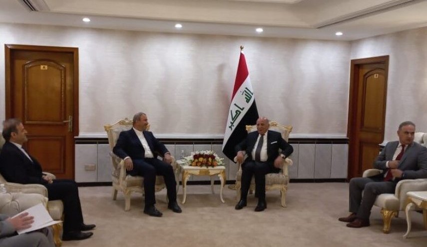سفير ايران الجديد في بغداد يسلم وزير الخارجية العراقي نسخة من اوراق اعتماده