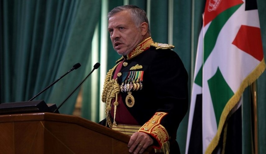 الأردن.. قرار الملك عبدالله يشعل مواقع التواصل
