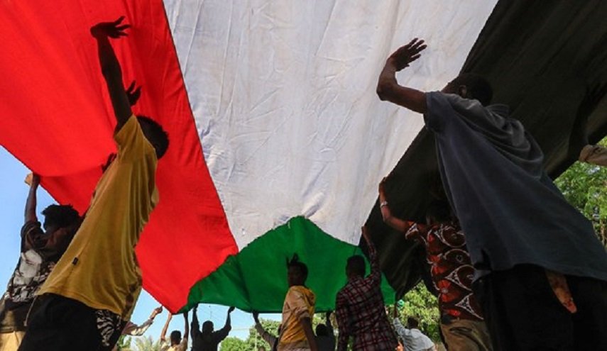 حديث عن مساعٍ لتسوية الأزمة السياسية في السودان
