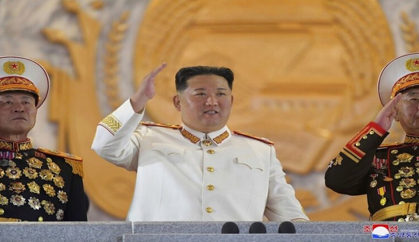 كوريا الشمالية تودع بايدن بـ 3 صواريخ باليستية
