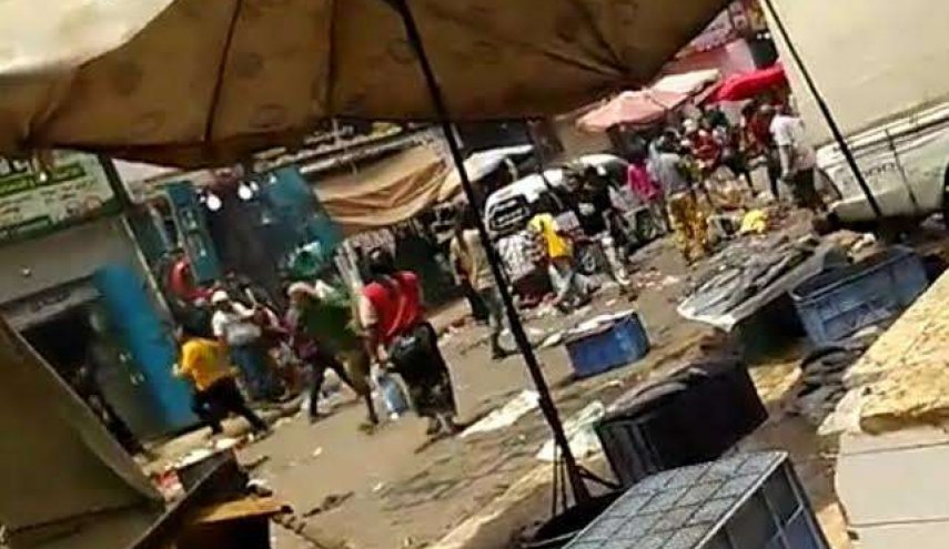 اليمن.. قتلى وجرحى بانفجار في سوق شعبي بمدينة عدن
