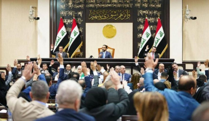 السفير الايراني يبارك البرلمان العراقي اقرار قانون تجريم التطبيع