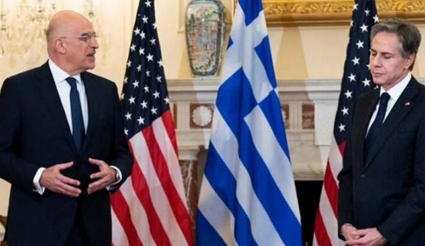 گفت‌وگوی وزیر خارجه یونان و بلینکن درباره نفتکش‌های توقیف شده