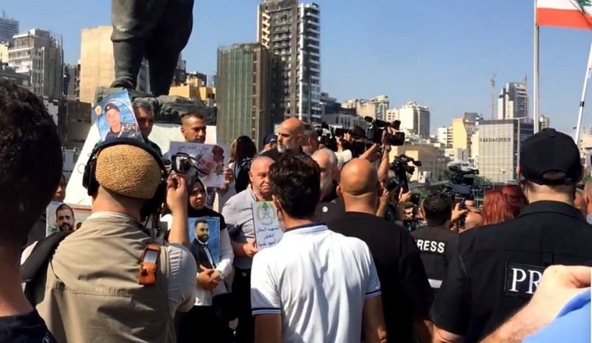 ذوو ضحايا مرفأ بيروت يعتصمون في العاصمة اللبنانية