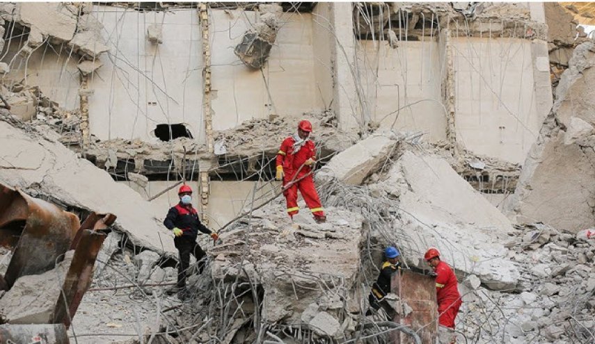 استاندار خوزستان: تا یافتن آخرین جسد تلاش می‌کنیم/بقایای متروپل از طبقات بالا تخریب می‌شود