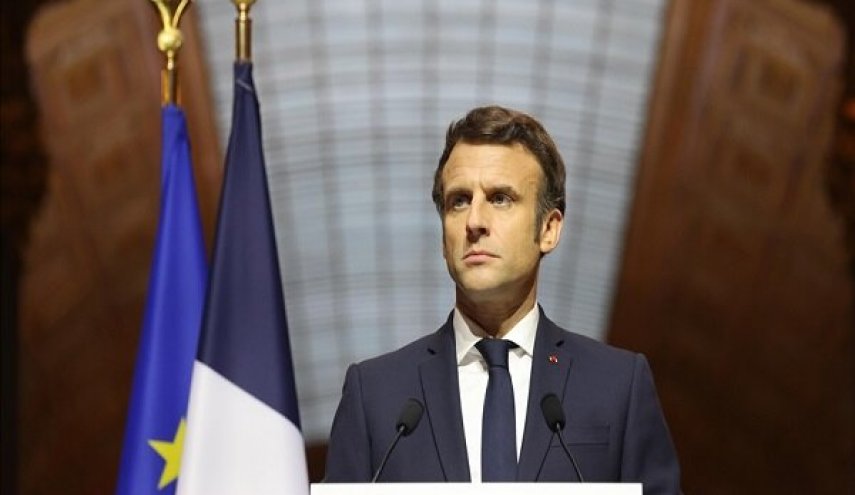 اعتصاب صدها دیپلمات فرانسوی در اعتراض به سیاست های ماکرون