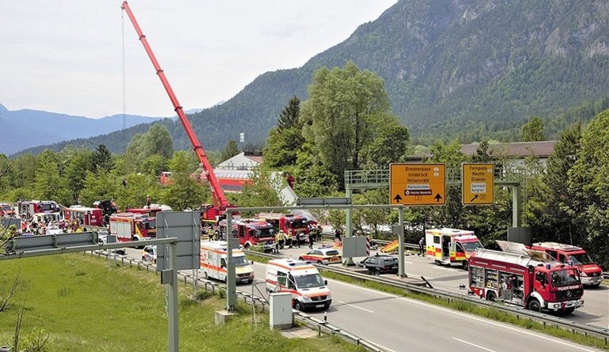 3 قتلى وإصابات بحادث قطار في ألمانيا