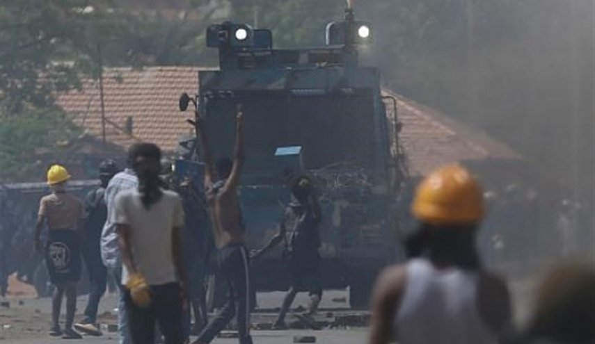 چرا نظامیان وضعیت اضطراری در سودان را لغو کردند؟