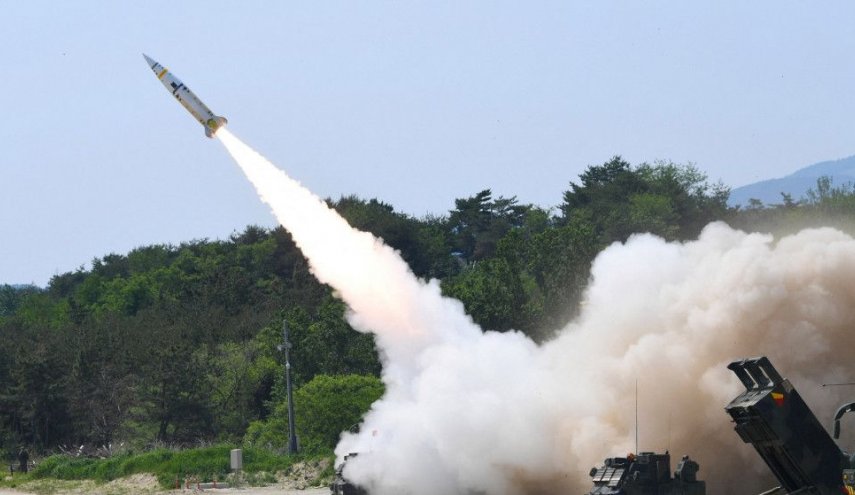 كوريا الشمالية أجرت تجارب على إطلاق المدفعية في البحر