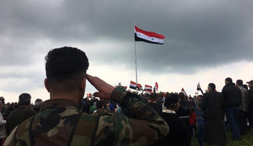 برافراشتن پرچم سوریه بر مواضع قسد در تل رفعت
