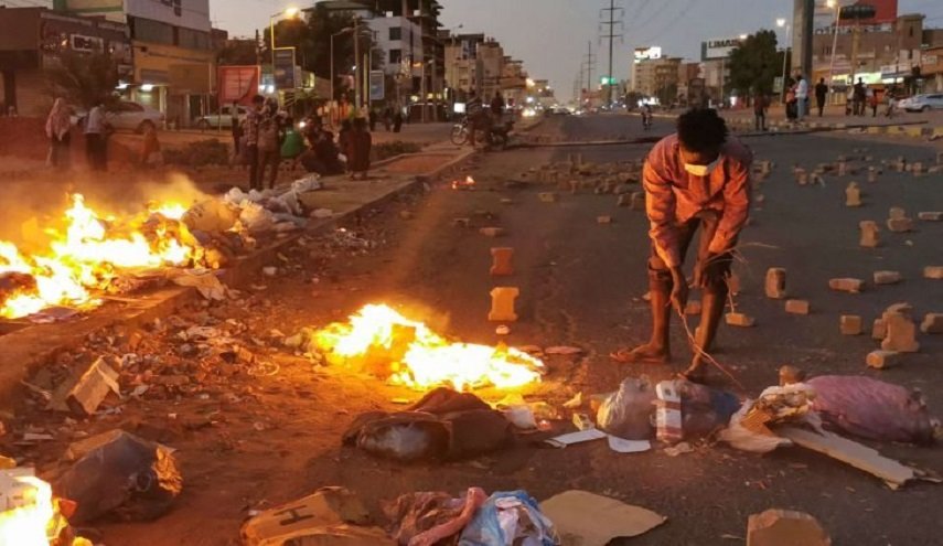 مقتل محتج في مدينة أم درمان السودانية

