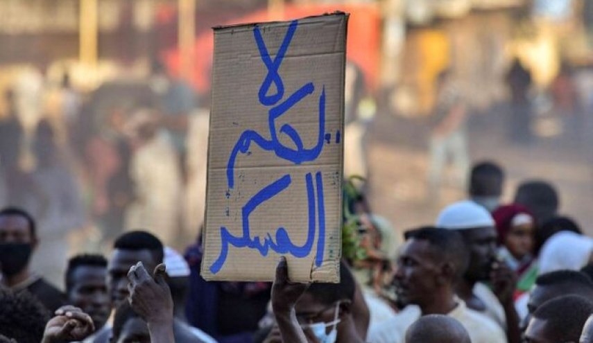 کشته‌های مخالفان کودتای سودان به ۱۰۰ تن رسید