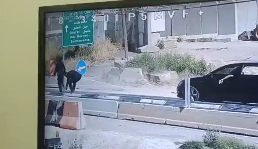 جوان فلسطینی اسلحه نظامی اسرائیلی را ربود+ ویدئو