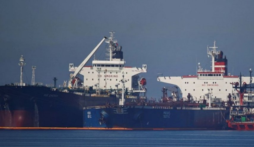 سفارت ایران در آتن: آزادسازی محموله نفت در دستورکار رایزنی‌های فشرده است