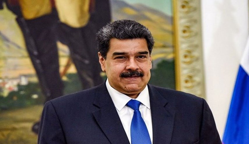 الرئيس الفنزويلي يصل الجزائر في زيارة تستمر يومين
