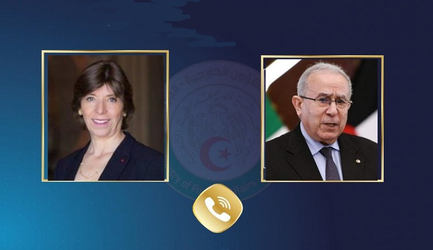 وزيرا خارجية 'الجزائر وفرنسا' يبحثان الوضع في 'ليبيا ومالي'