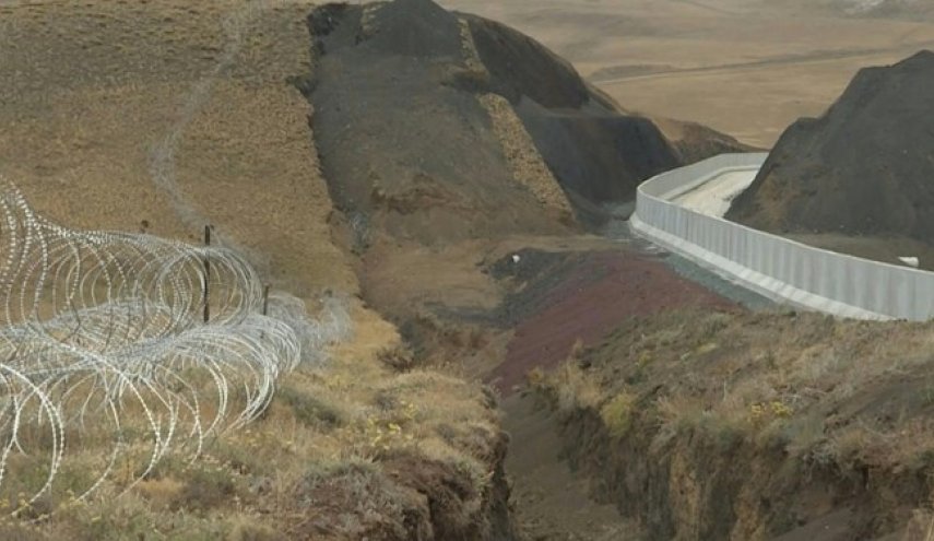 حریت: احداث دیوار مرزی بین ترکیه و ایران تقریبا تکمیل شده است