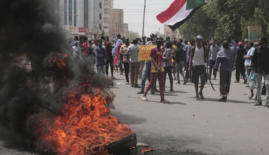 مقتل متظاهر سوداني في احتجاجات جديدة ضد 'الانقلاب'