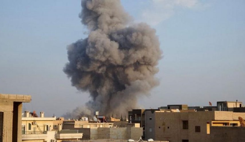 سوريا: القوات التركية تقصف بالمدفعية مناطق سكنية بريف الرقة الشمالي