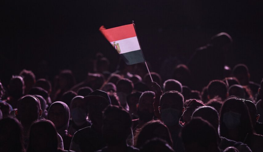 مصر.. الحكومة تنهي الجدل حول الرسالة الصوتية المرعبة