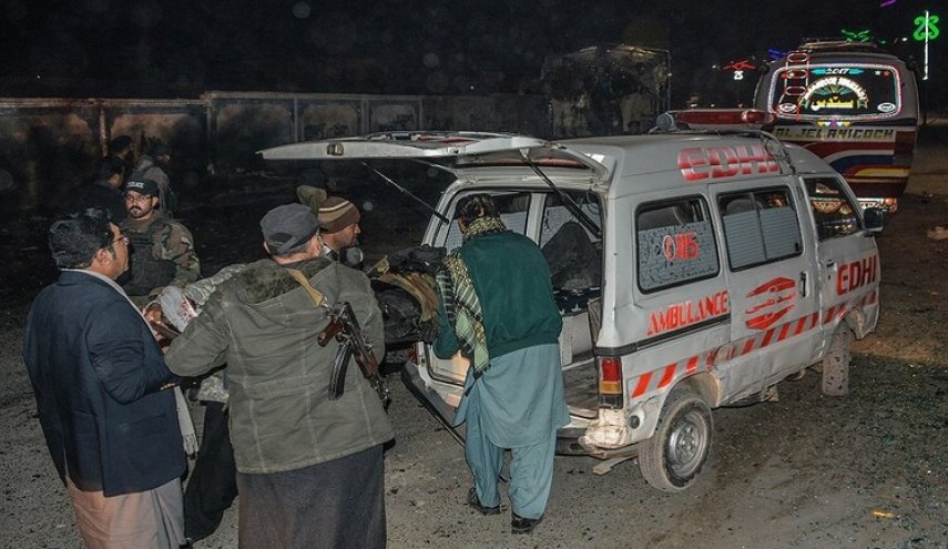 قتلى بهجوم مسلح على معسكر عمل في باكستان