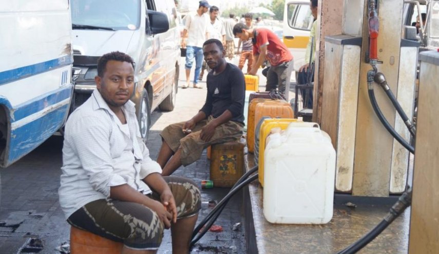 اليمن.. ارتفاع جنوني بأسعار البنزين في مناطق نفوذ العداون