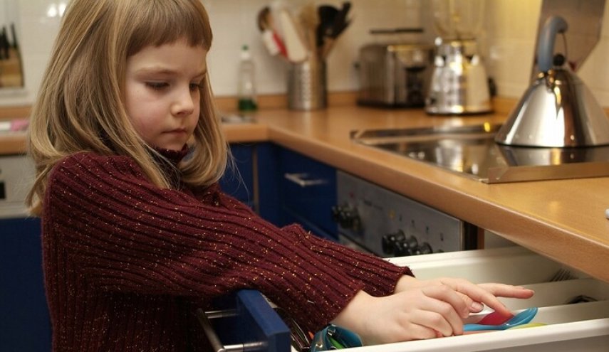 دراسة: مشاركة الأطفال في الأعمال المنزلية قد يجعلهم أكثر ذكاء