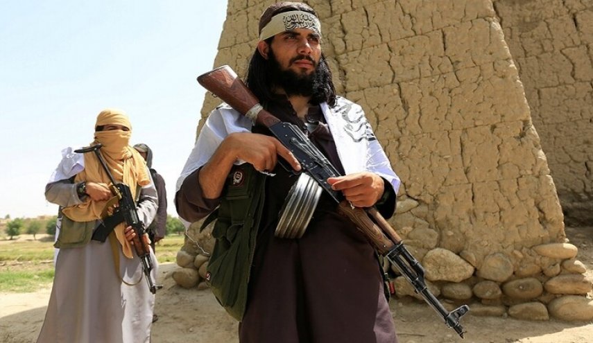'طالبان' تفرج عن بريطانيين محتجزين في أفغانستان