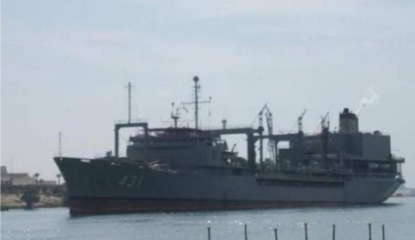 سفينة عسكرية للعدوان محملة بالآليات والمعدات تصل المهرة