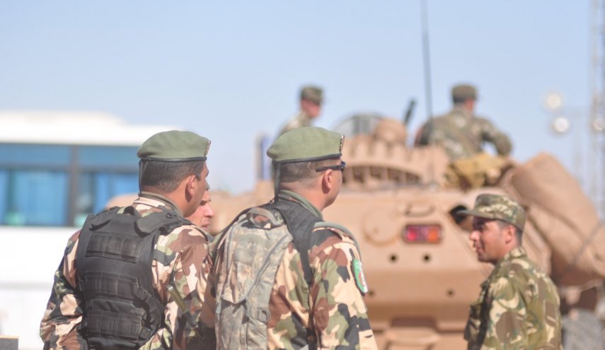 الجيش الجزائري ينظم استعراضا هو الأضخم منذ الاستقلال