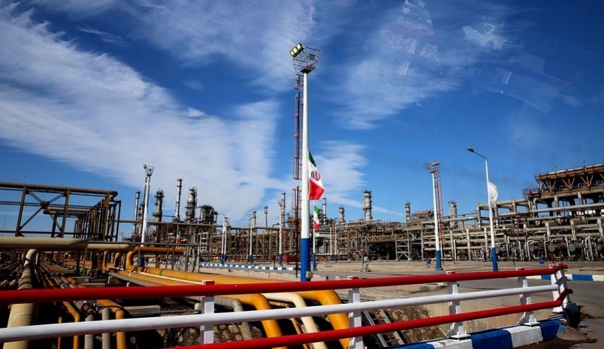 أوبك: طاقة إيران لتكرير نفطها الخام تجاوزت 2.2 مليون برميل