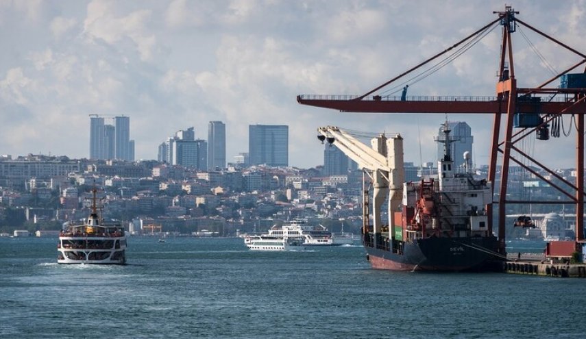 السفارة الروسية لدى أنقرة تعلق على أنباء احتجاز سفينة روسية في تركيا